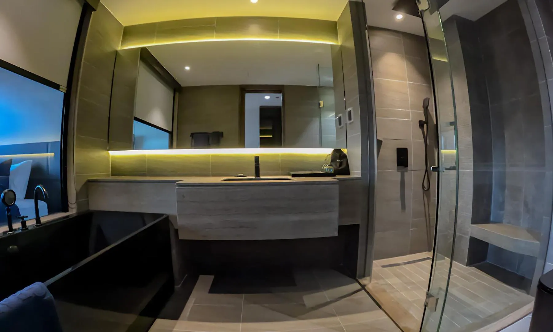 Grand La Vogue Hotel And Casino Sihanoukville 4*,  Cambodia